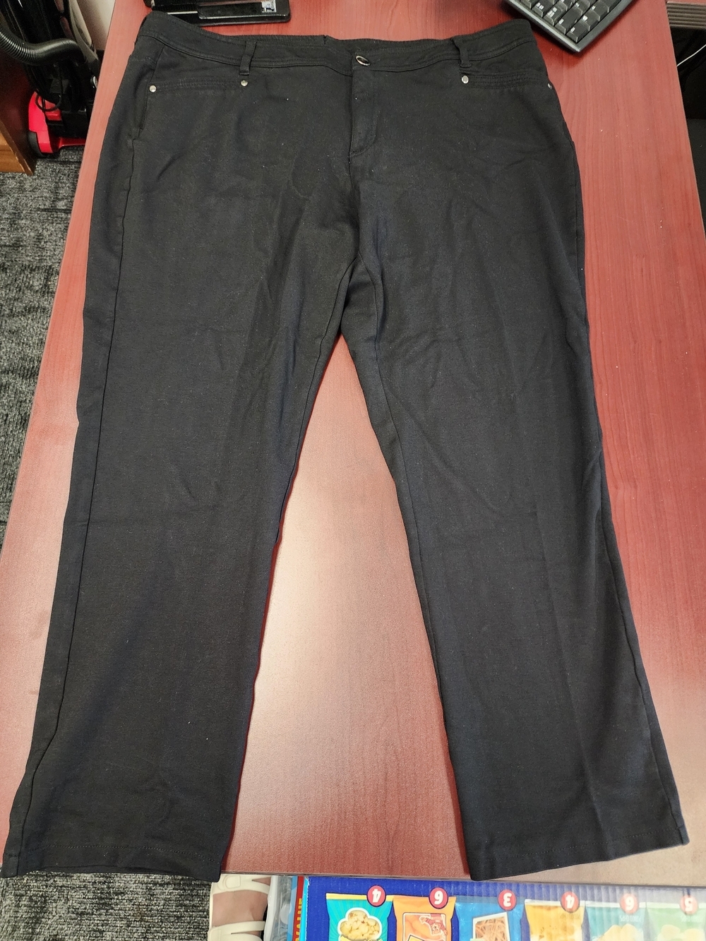 CJ Banks Black Cropped Stretch Pants